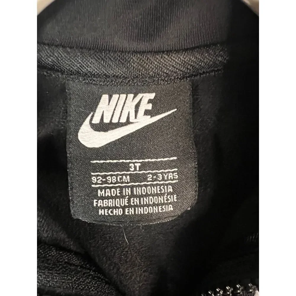 Nike toddler logo